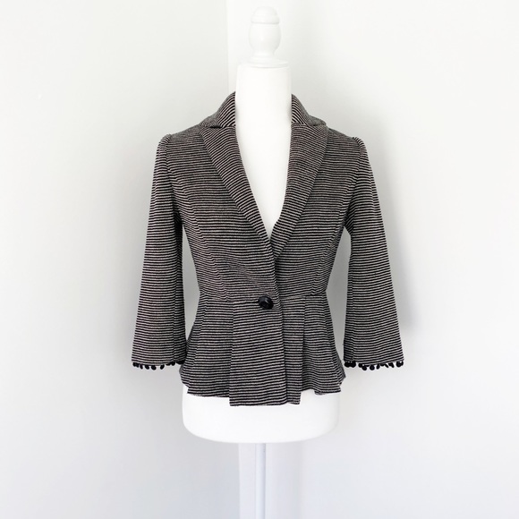 Tabitha Stripe 3/4 Sleeve Pleated Blazer Size XS - Picture 1 of 8